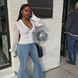 Meet your Posher, Ashley